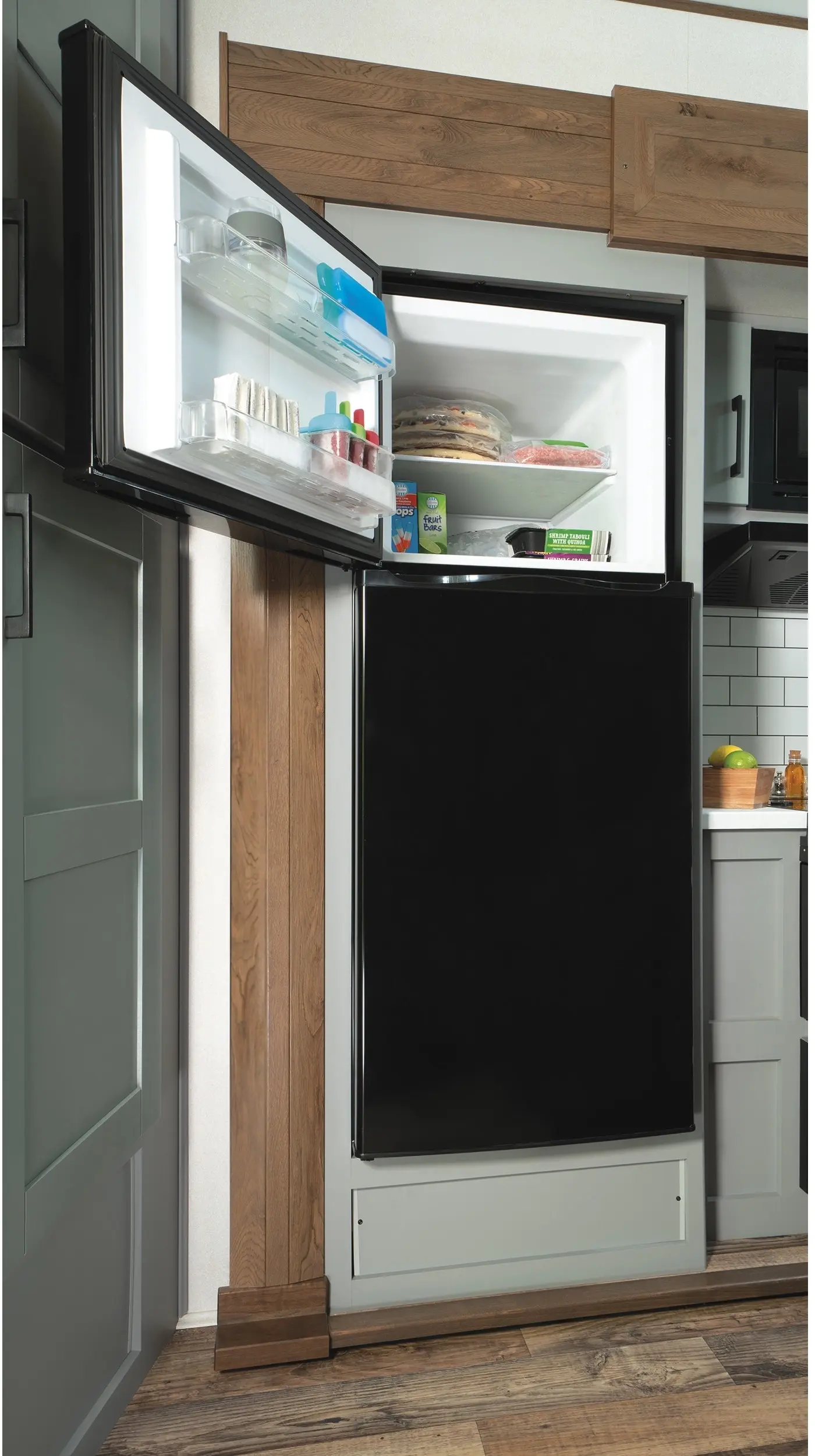 GE GPV10FGNBB Black