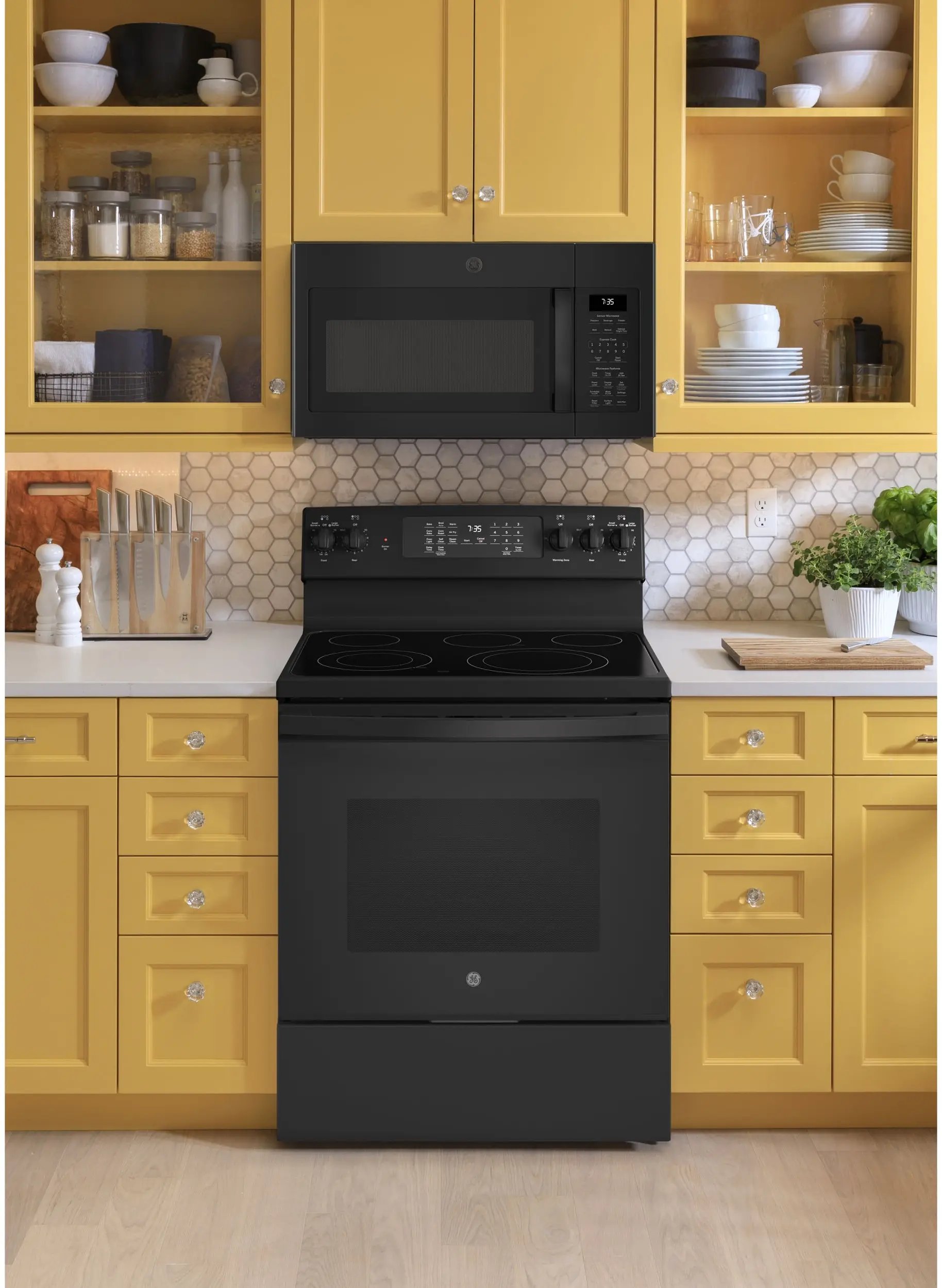 GE JB735DPBB Black
