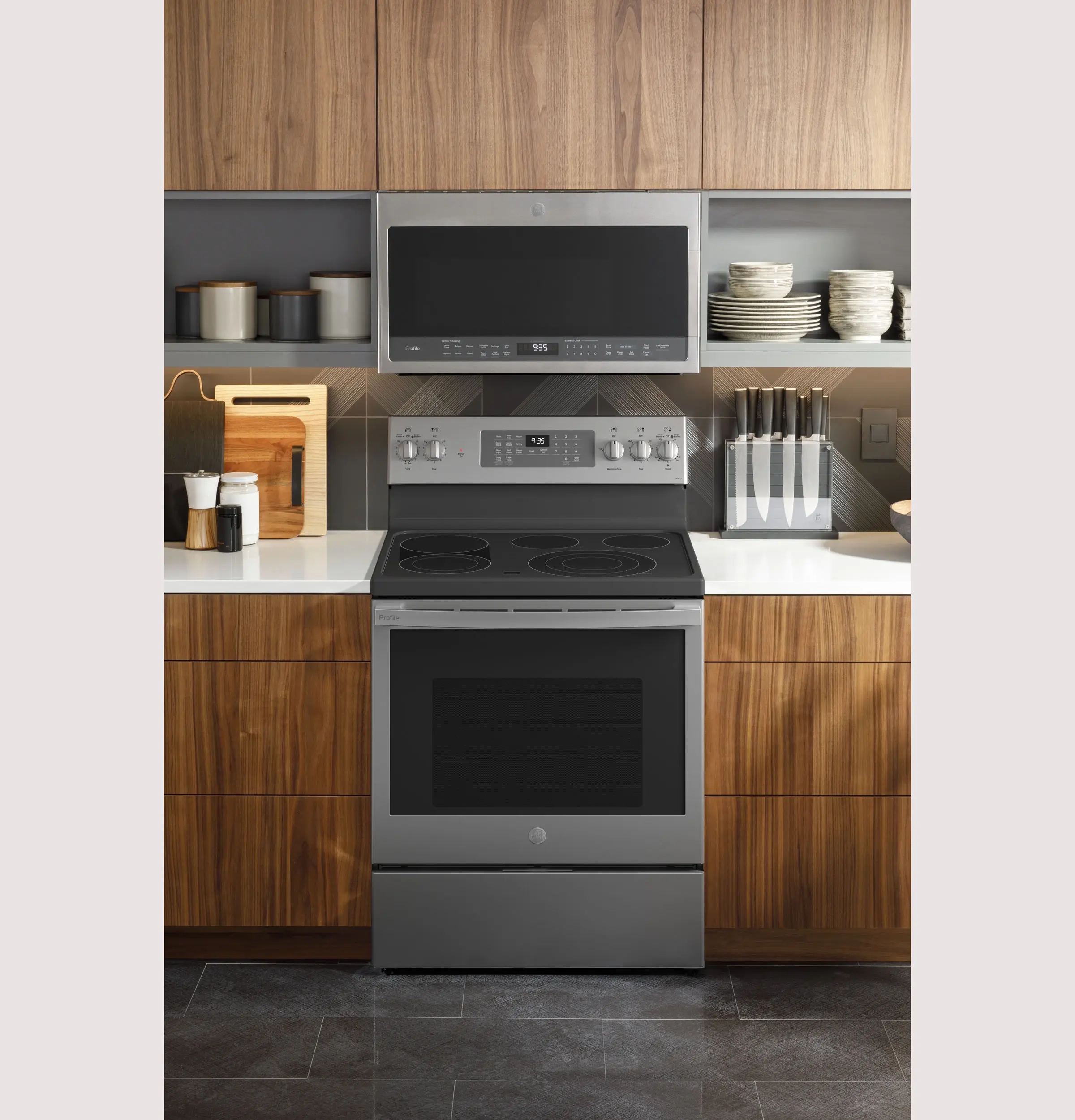 GE PB935YPFS Stainless Steel, Fingerprint Resistant