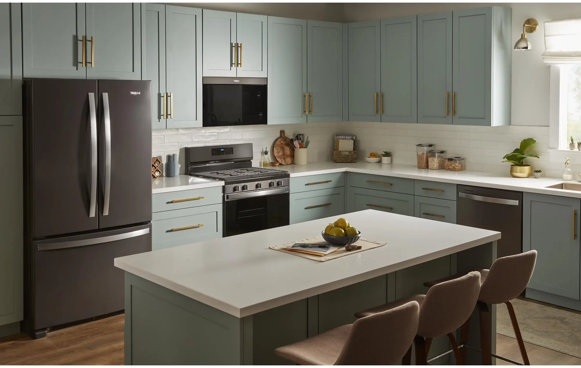 Whirlpool WFG550S0LV Fingerprint-Resistant Black Stainless Steel