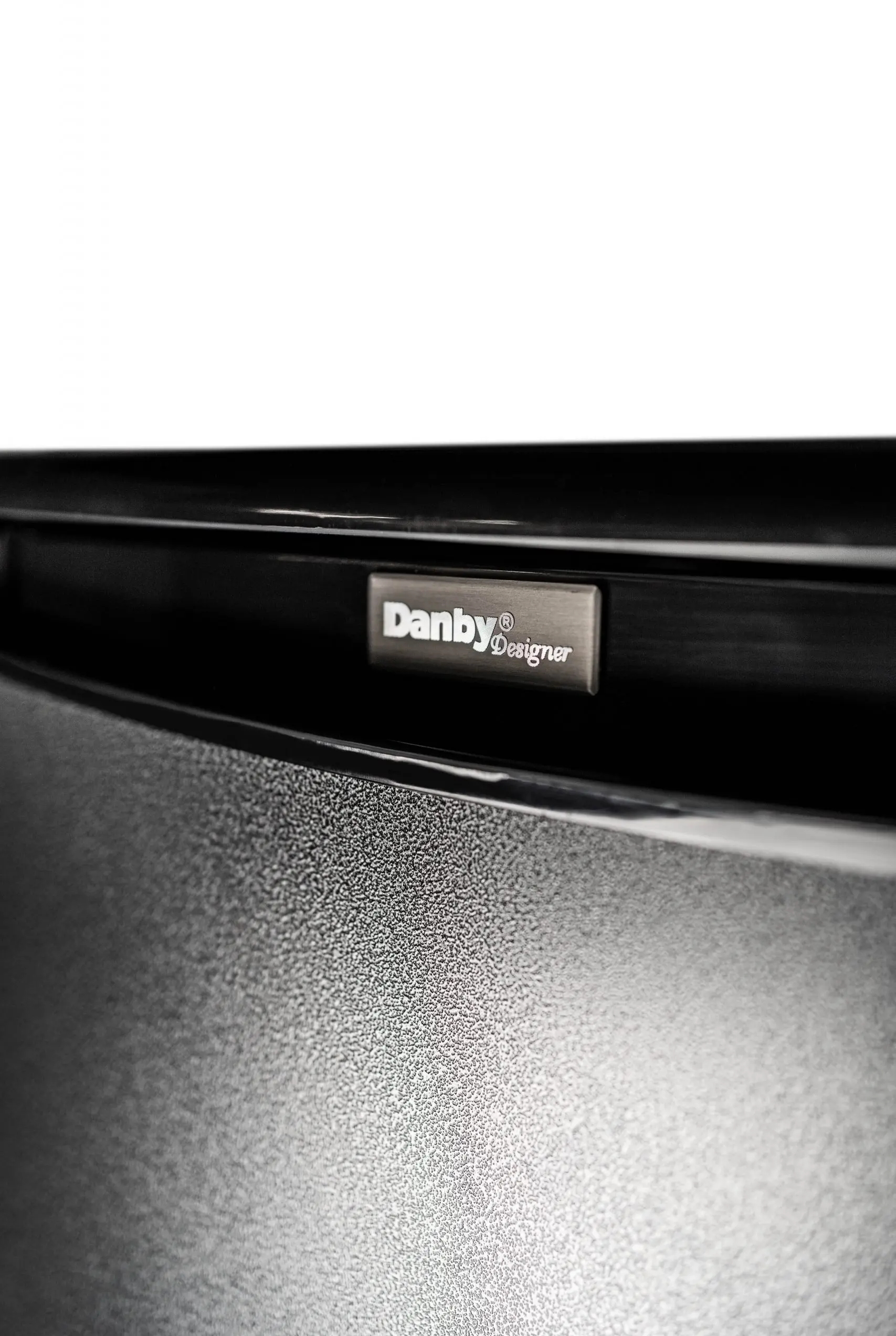 Danby DUFM085A4TDD Graphite