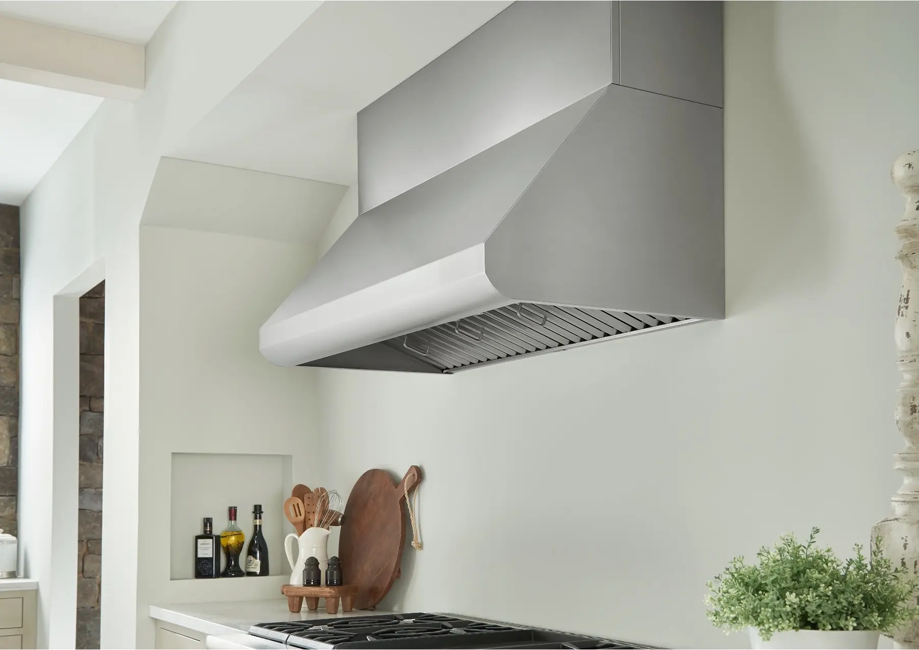 Broan E6048TSS Stainless Steel, 48 Inch