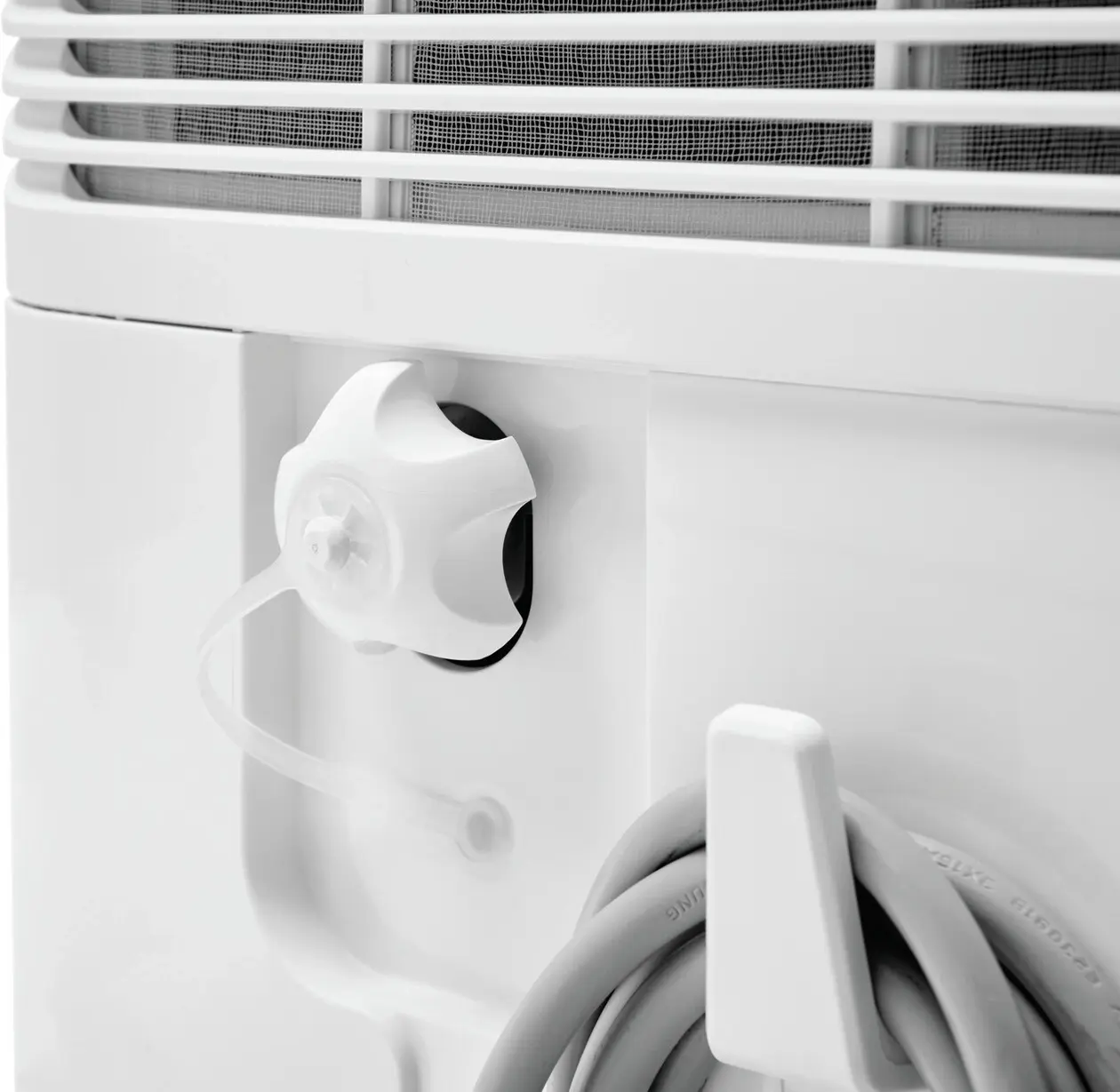 Frigidaire FFAD3533W1 White