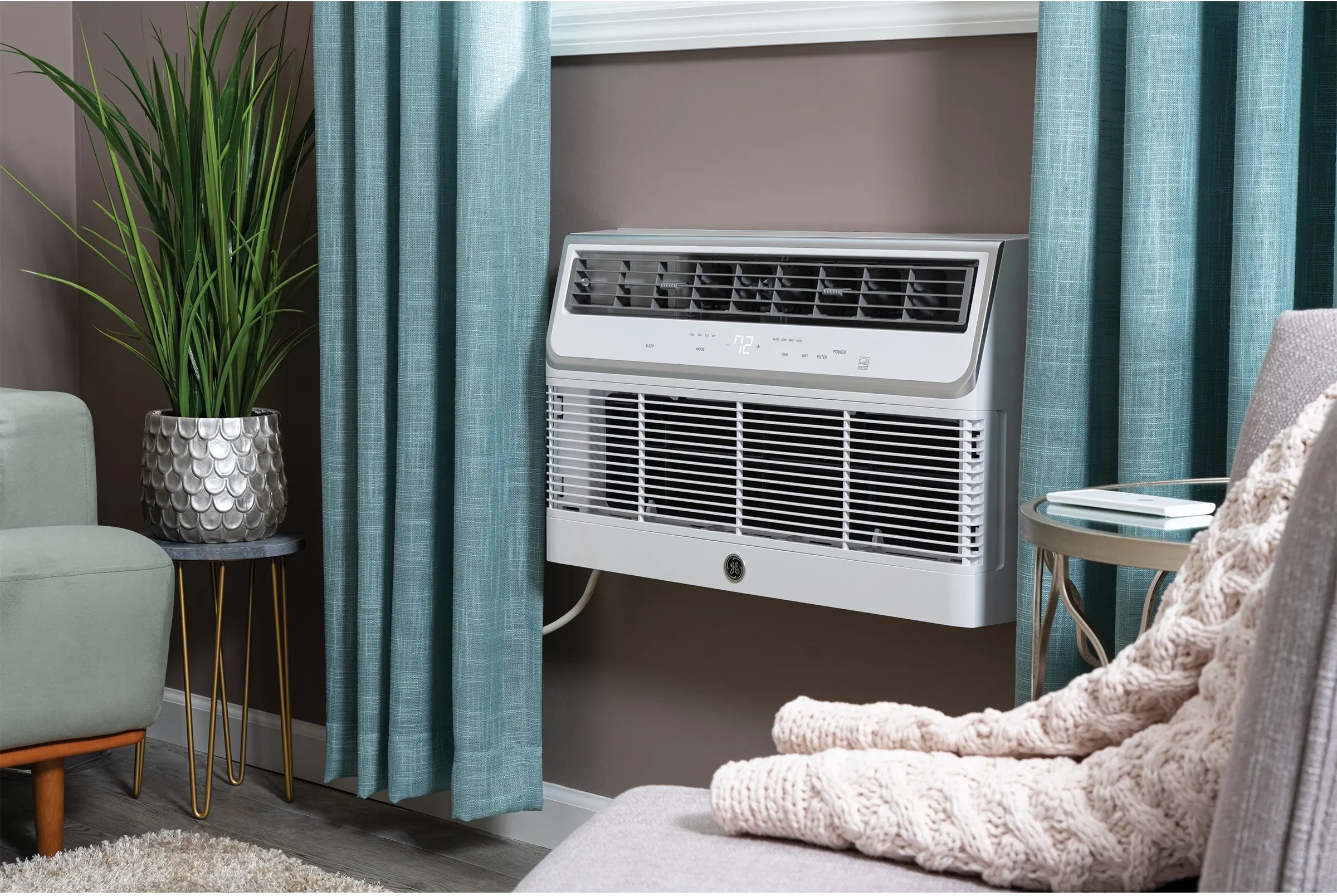 GE AJCQ12AWH White, 12000 BTU