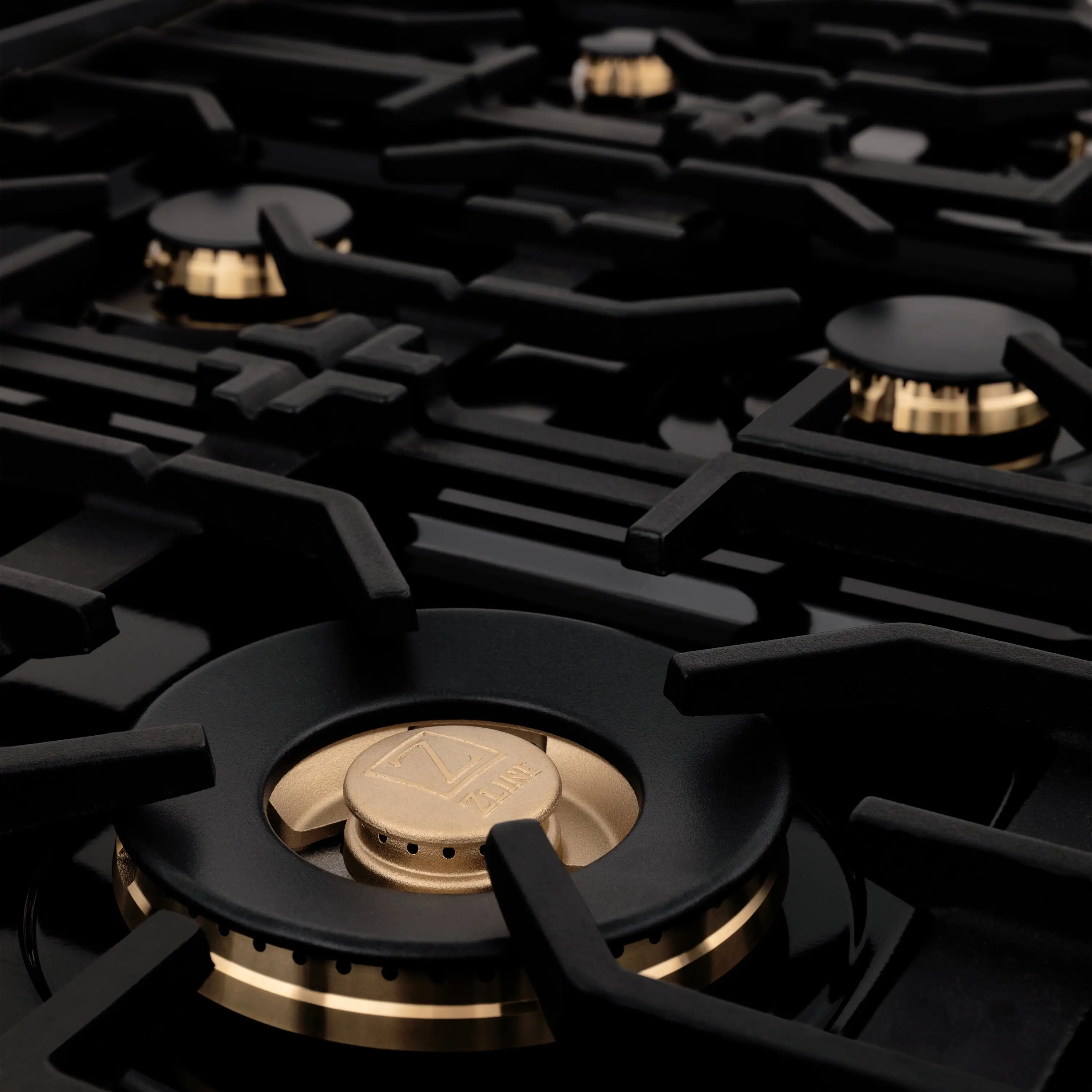 Zline RTBBR36 Black Stainless, Brass Burners