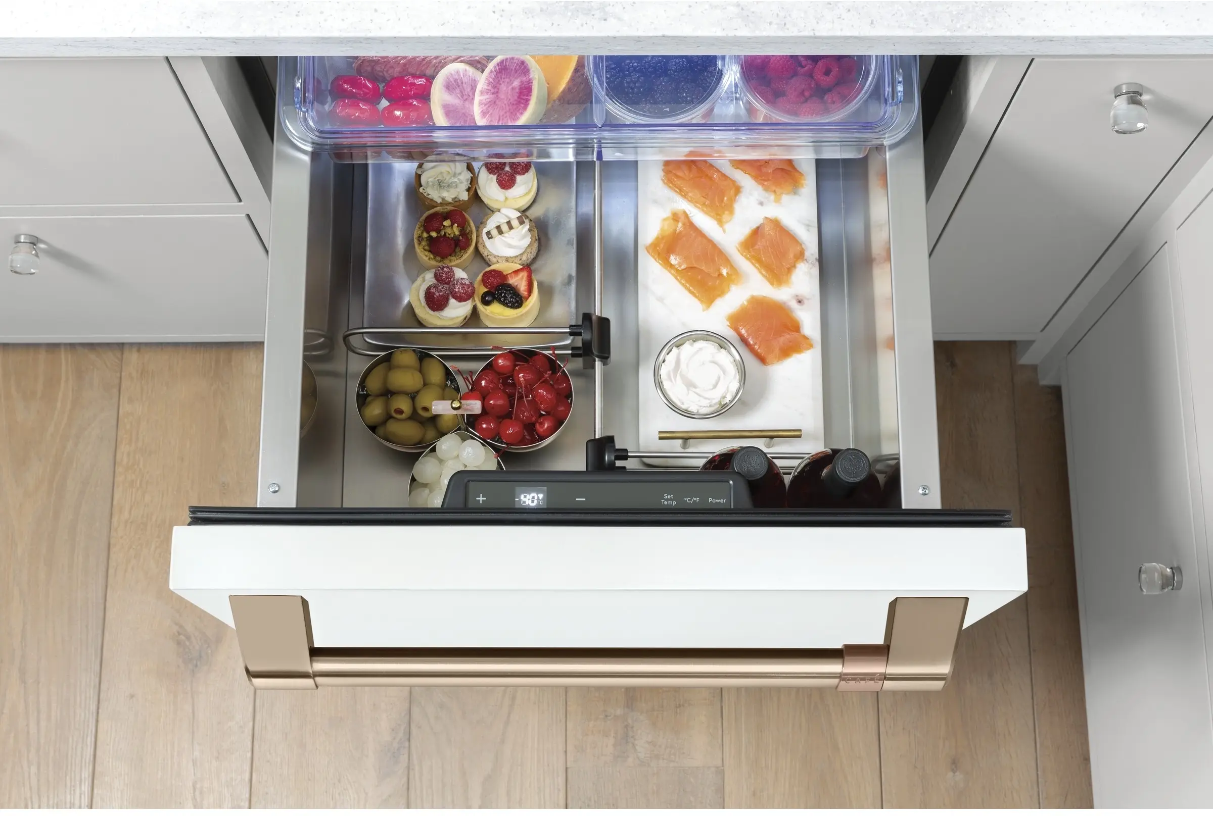 Cafe CDE06RP4NW2 Matte White/Brushed Bronze Handles