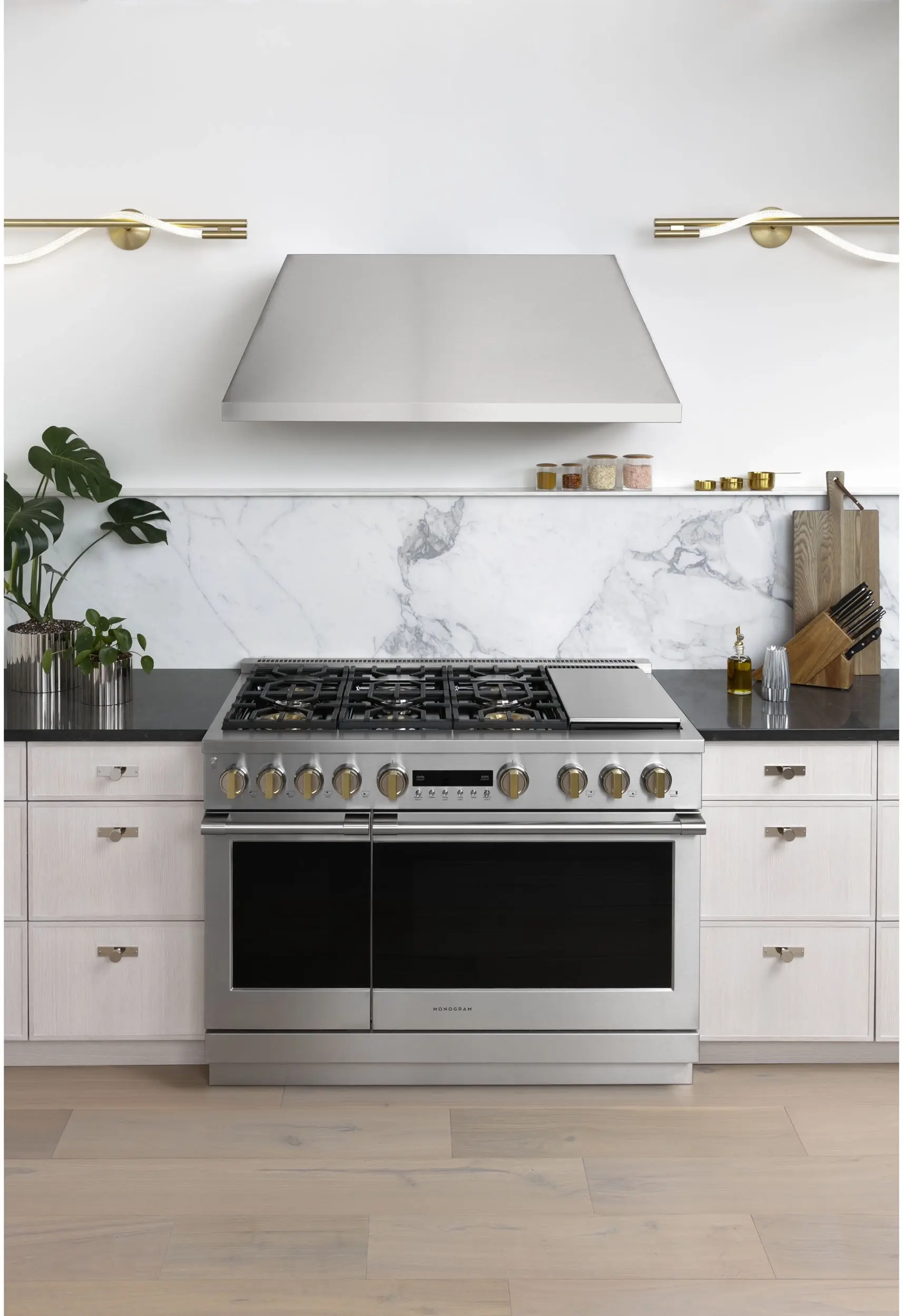 Monogram ZDP486NDTSS 48 Inch Freestanding Professional Dual Fuel