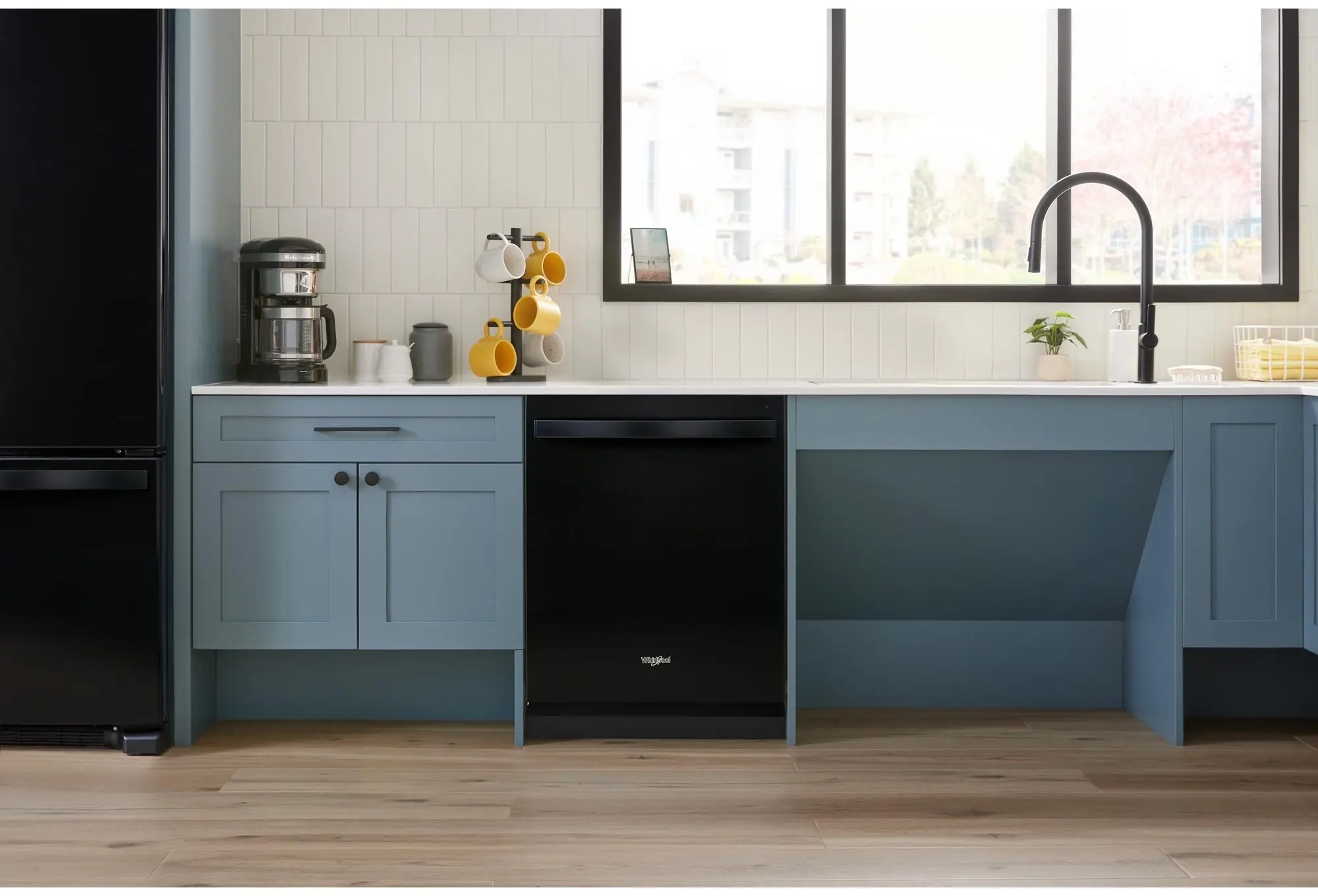 Whirlpool WCG55US0HB Black
