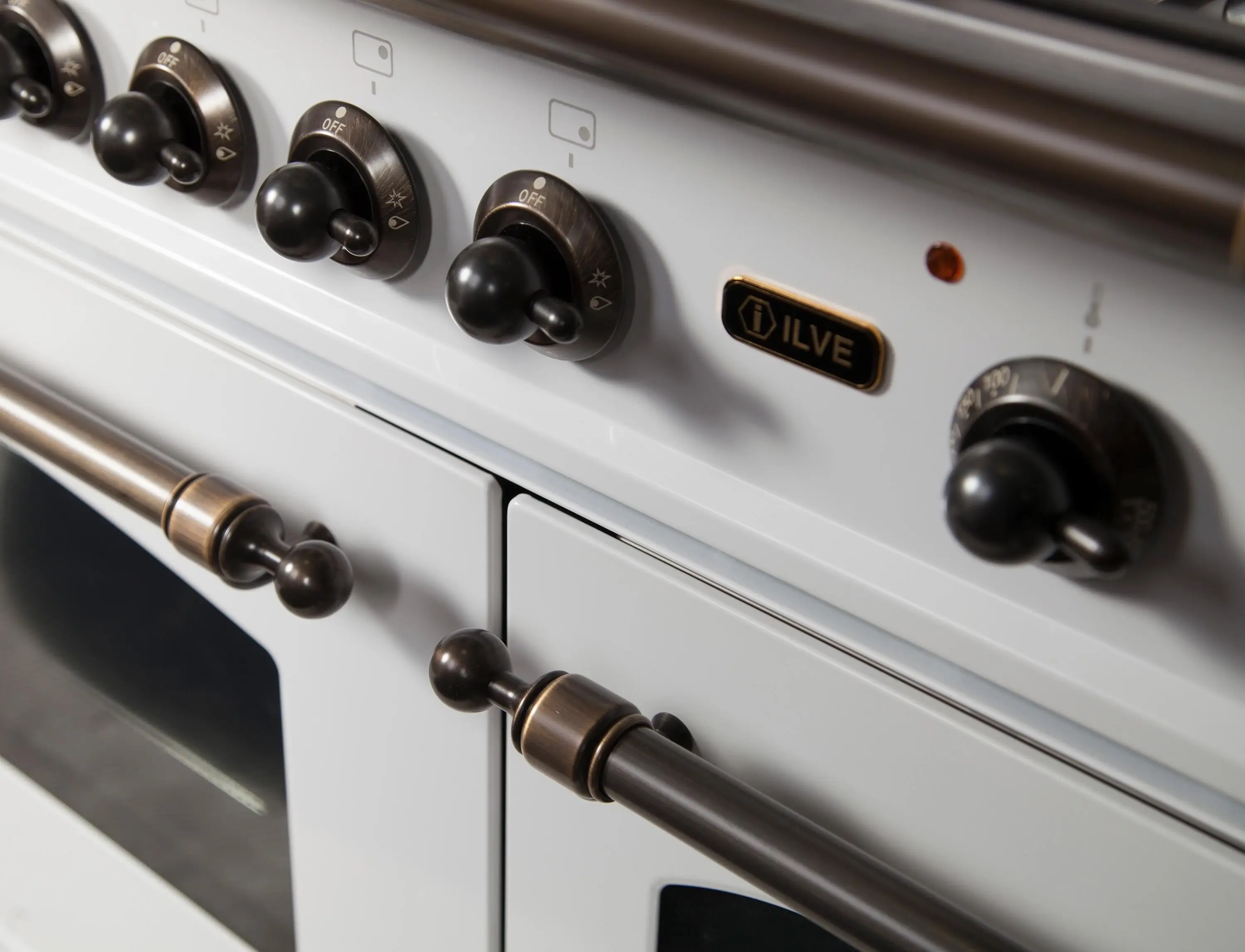 Ilve UPDN100FDMPAYLP Liquid Propane In Antique White W/ Bronze Trim