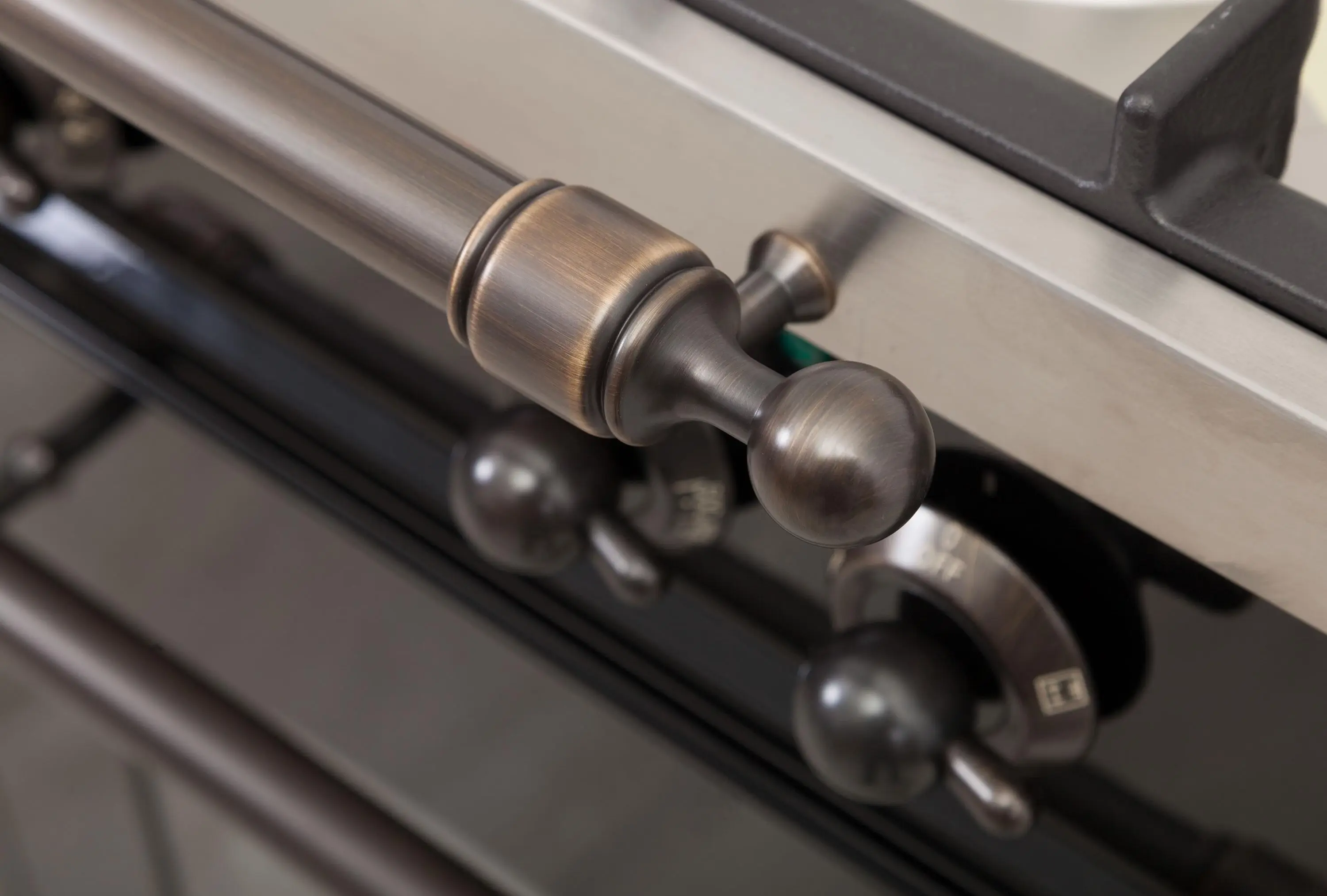 Ilve UPDN100FDMPMYLP Liquid Propane In Matte Graphite W/ Bronze Trim