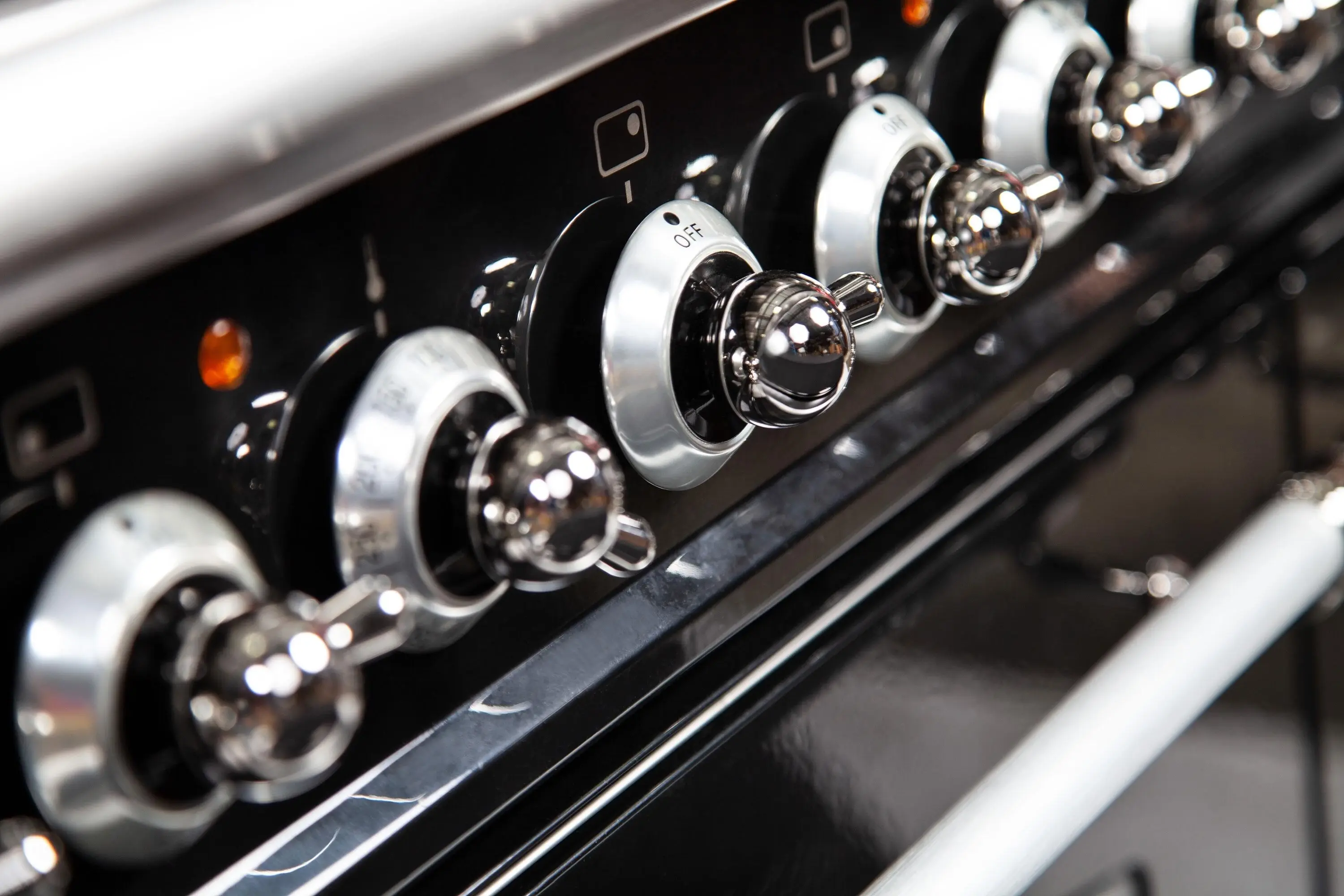 Ilve UPN120FDMPMX Natural Gas In Matte Graphite W/ Chrome Trim