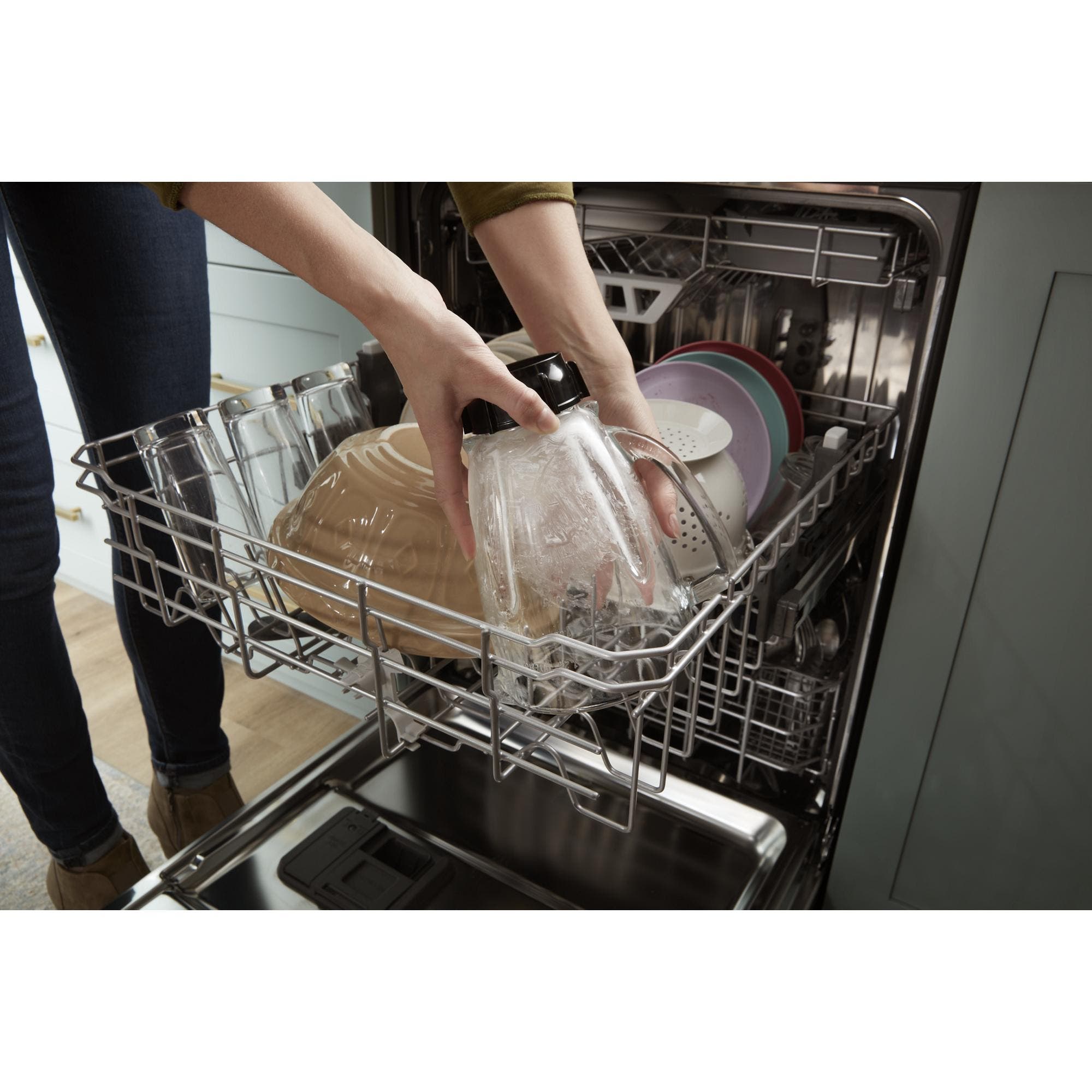 Whirlpool WDT970SAKV Fingerprint Resistant Black Stainless Steel