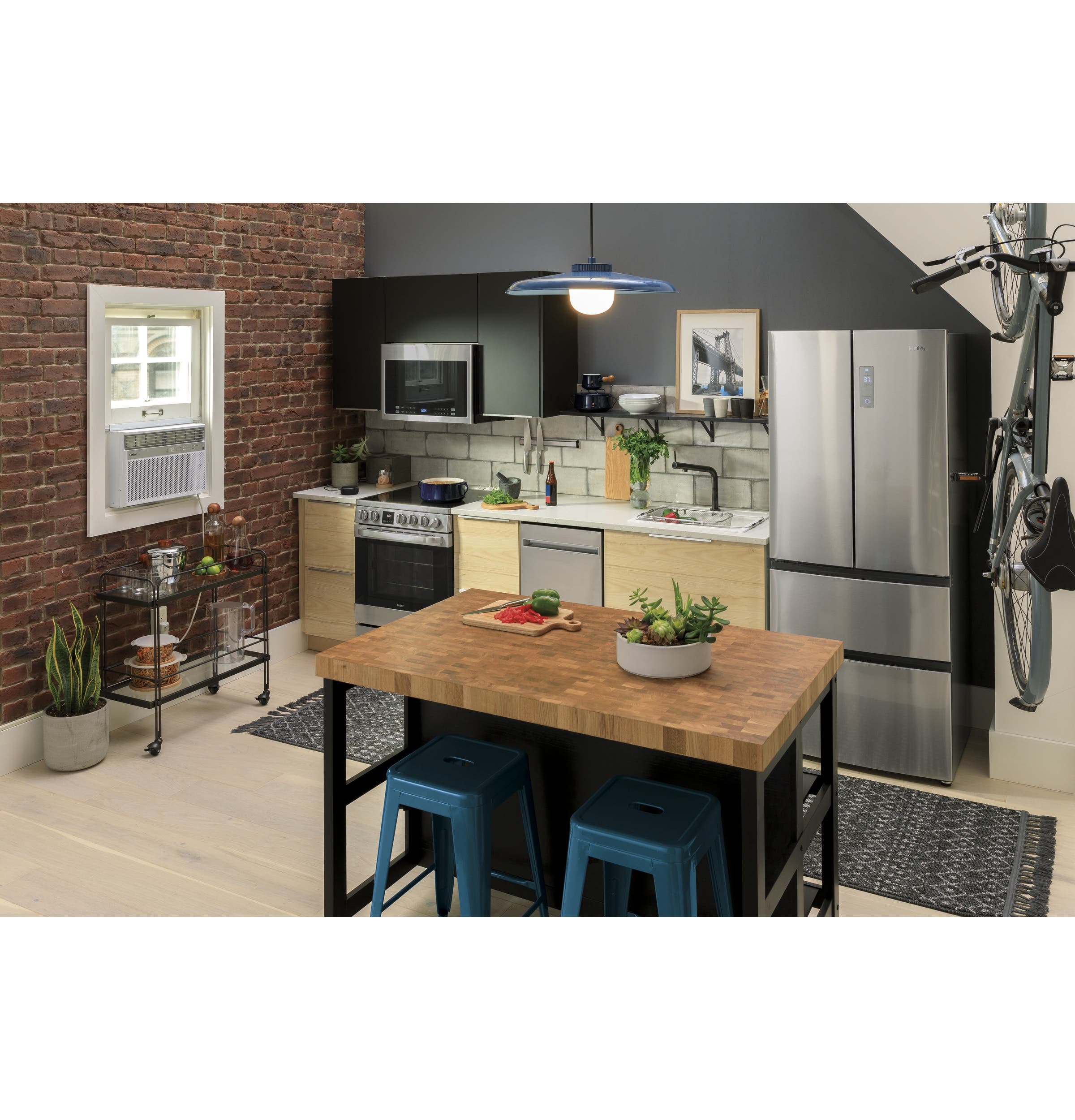 Haier QVM7167RNSS Stainless Steel