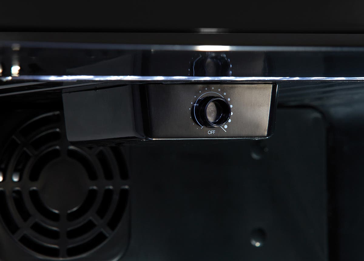 Danby DAR110A3MDB Midnight Metallic Black