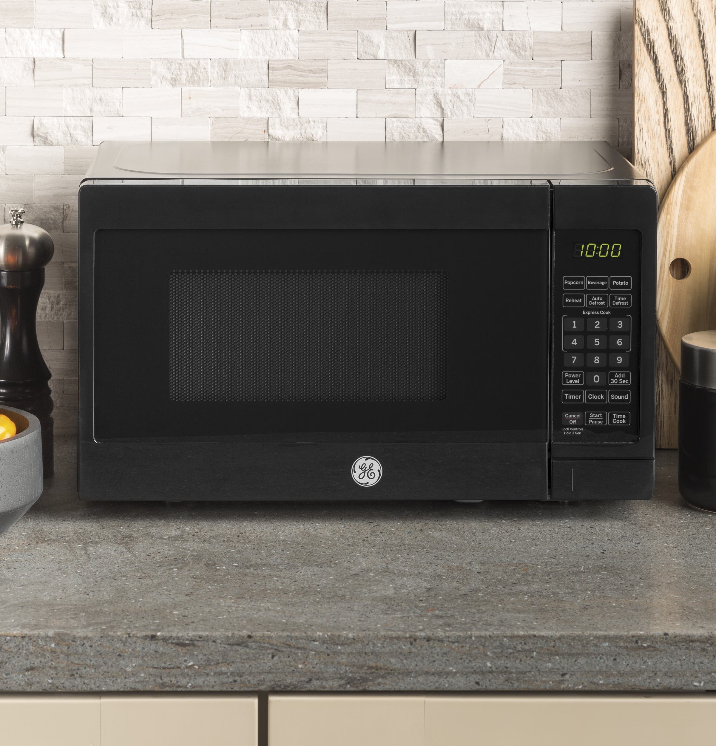 GE JES1072DMBB Black