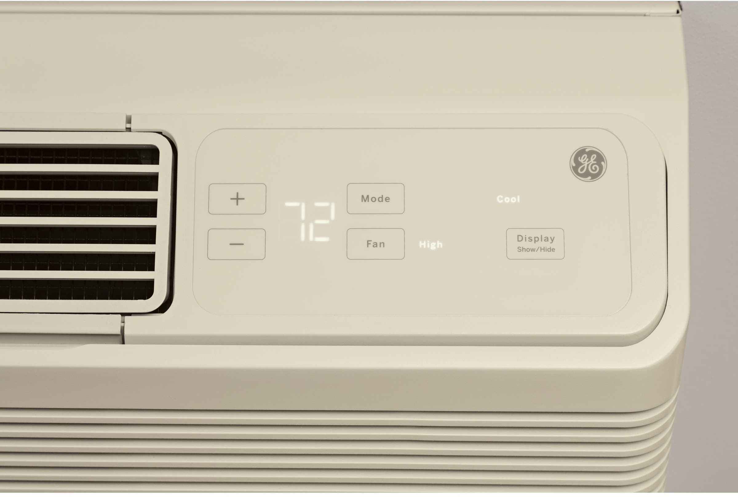 GE AZ65H07DAC 7,000 BTU Packaged Terminal Air Conditioner