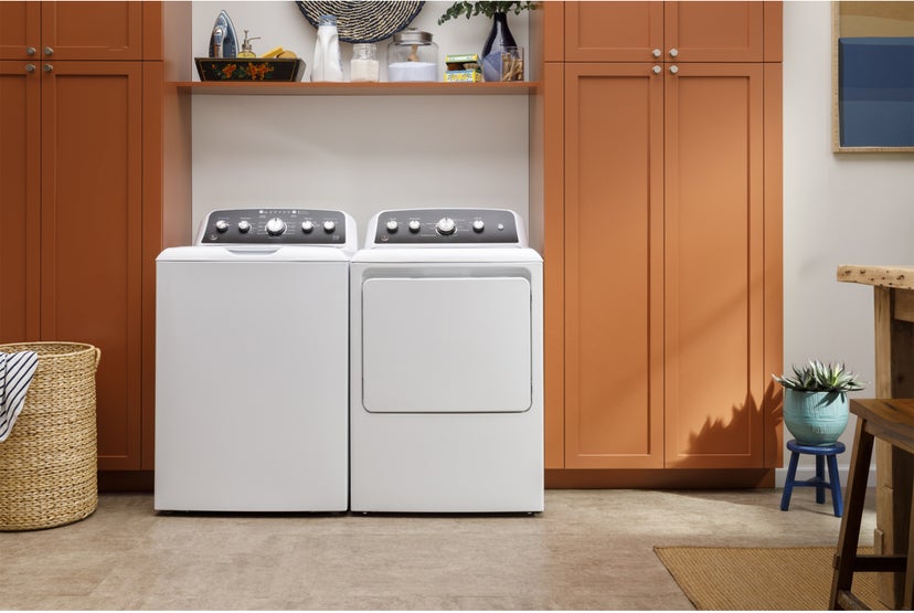 GE ETD48EASWWB 27 Inch Top Load Electric Dryer with Spanish Contr...