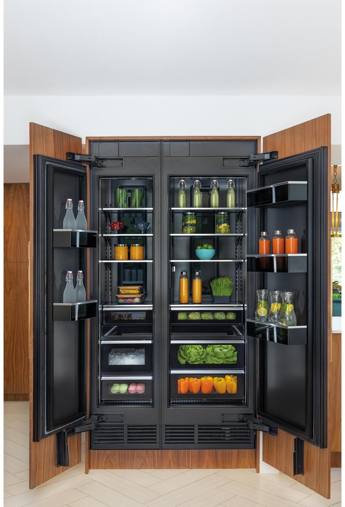 Jenn Air JBRFR24IGX 24 Inch, 13 Cu. Ft. Built-In Smart Counter