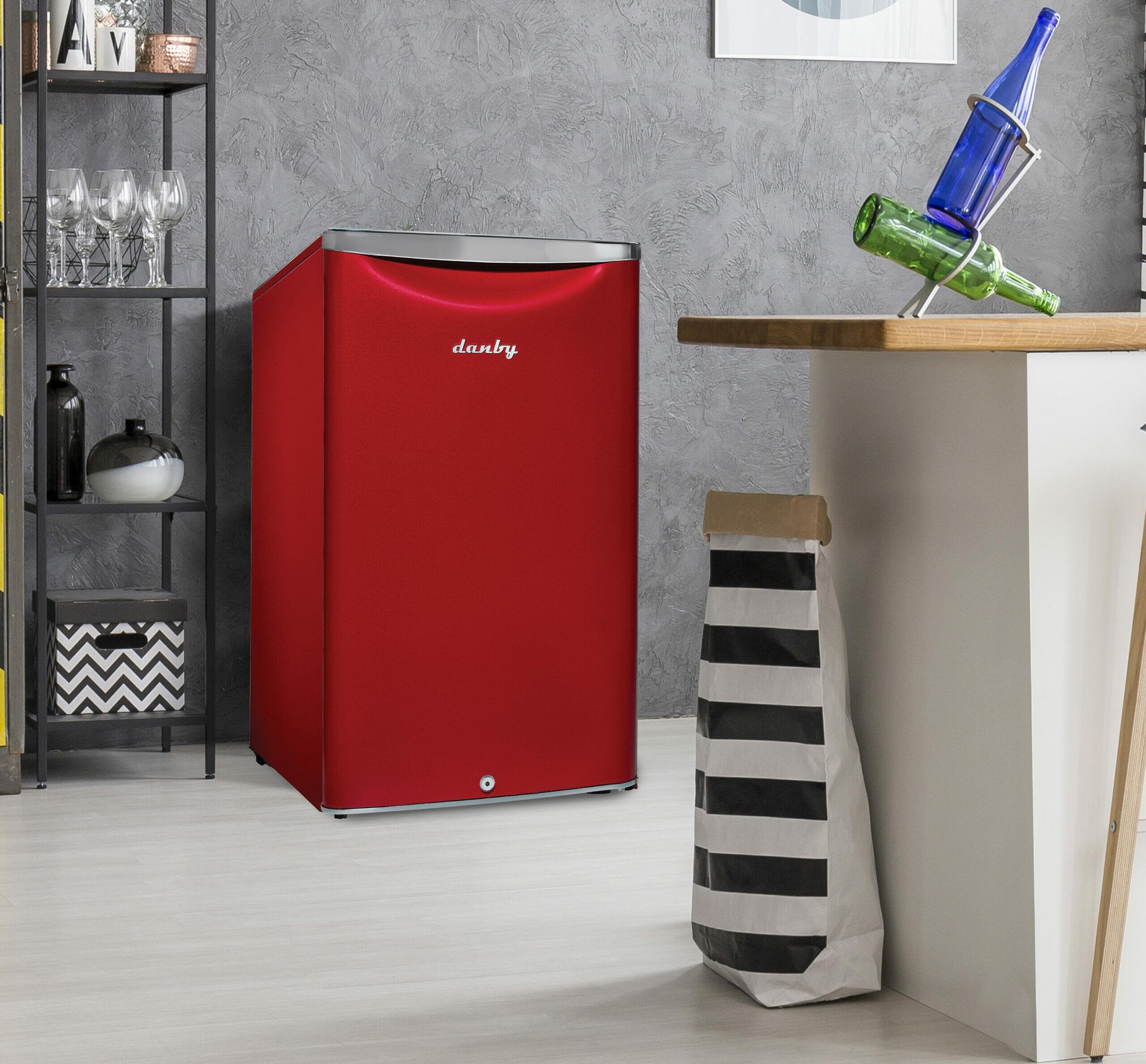 Danby DAR044A6LDB Scarlett Red Metallic