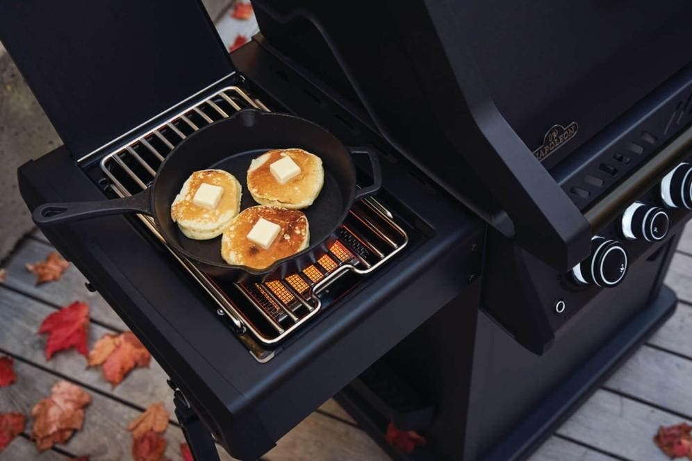 Napoleon RSE425RSIBNMK1PHM Matte Black, Natural Gas