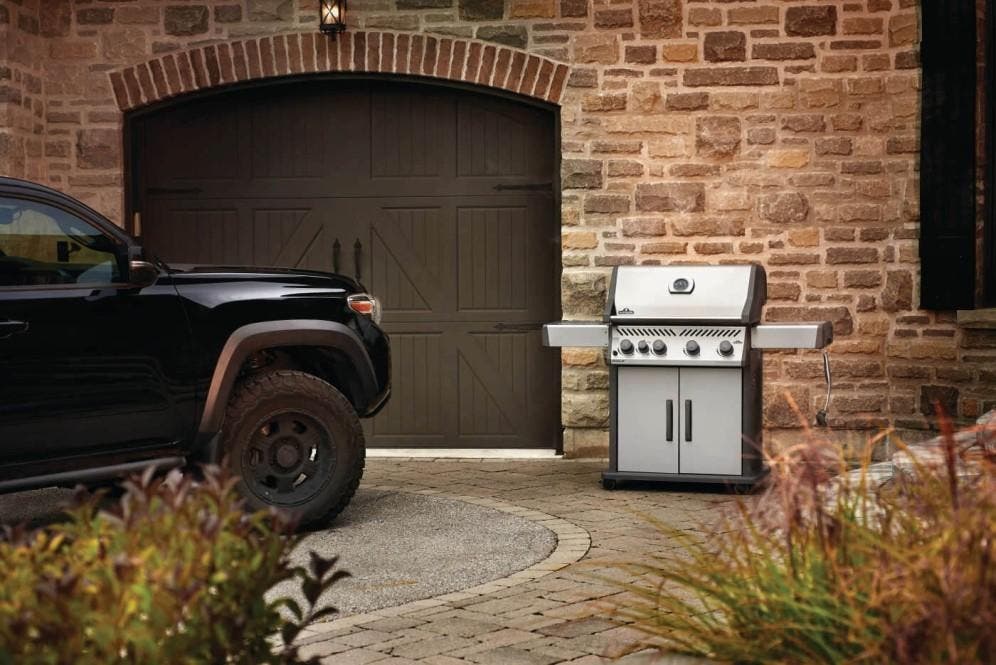 Napoleon RXT525SIBNSS1 Stainless Steel with Natural Gas