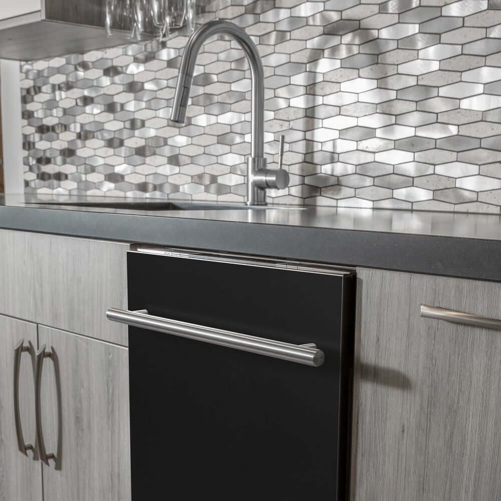 Zline DWBLMH24 Black Matte, Modern Handle
