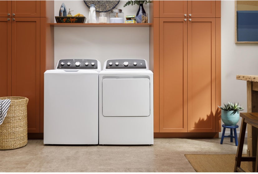 GE ETD48EASWWB 27 Inch Top Load Electric Dryer with Spanish Contr...