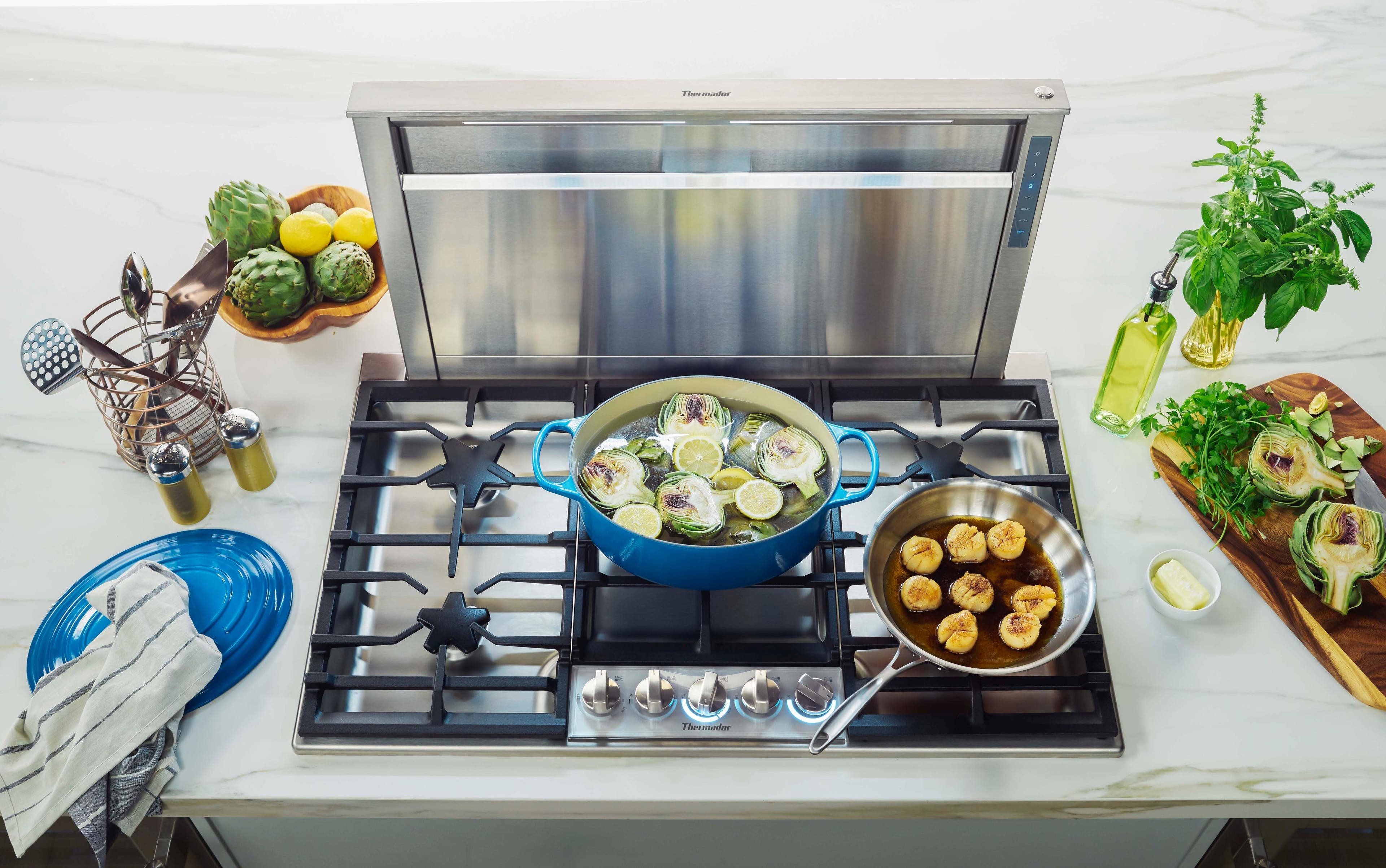 Thermador SGSXP365TS Stainless Steel, Pedestal Burners