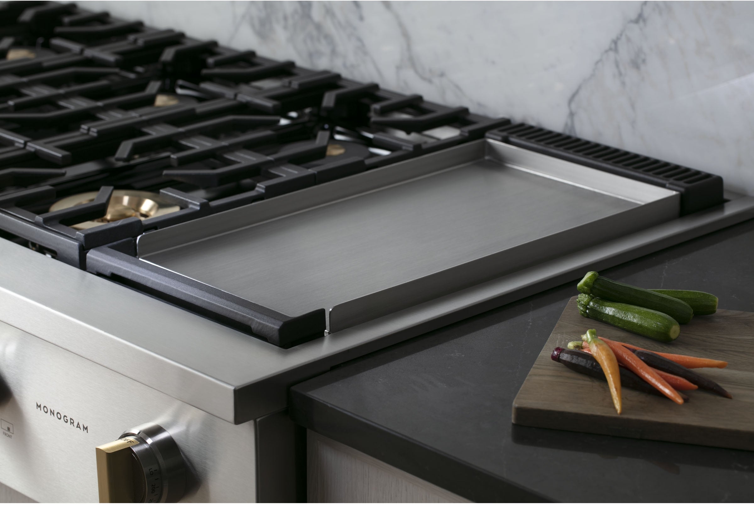 gasu_gasuさま　専用 Monogram ZGU486NDTSS 48 Inch Slide In Professional Gas