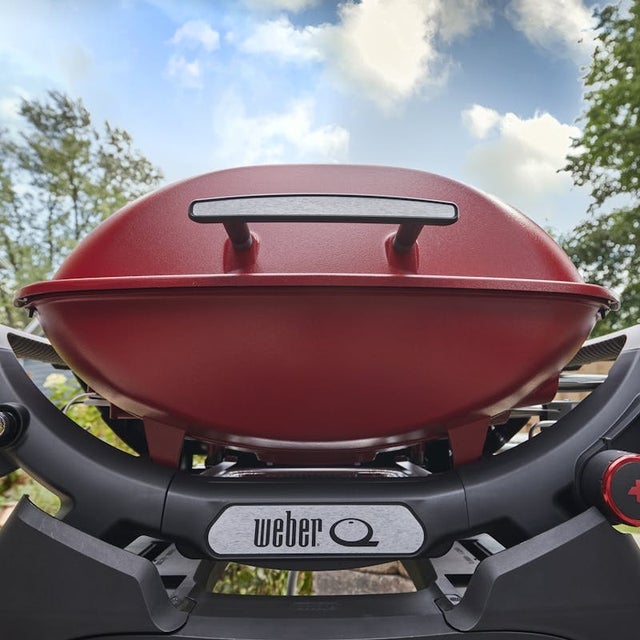 Weber 1500377 Q 2800N+ Gas Grill: Flame Red