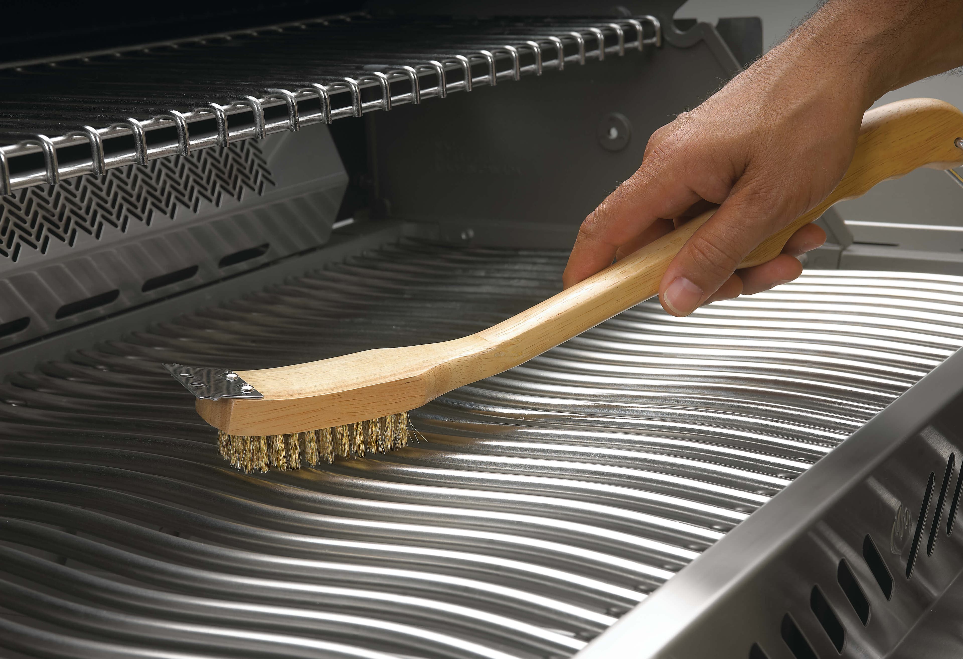 Napoleon 62028 18 Inch Wooden Grill