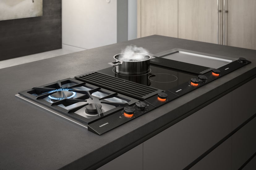 Gaggenau VG232220CA 200 Series Gas Cooktop Black Control Panel Width 1...