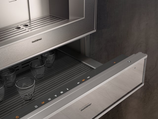 Gaggenau CM450712 400 Series 24" tanked fully automatic espresso mac...