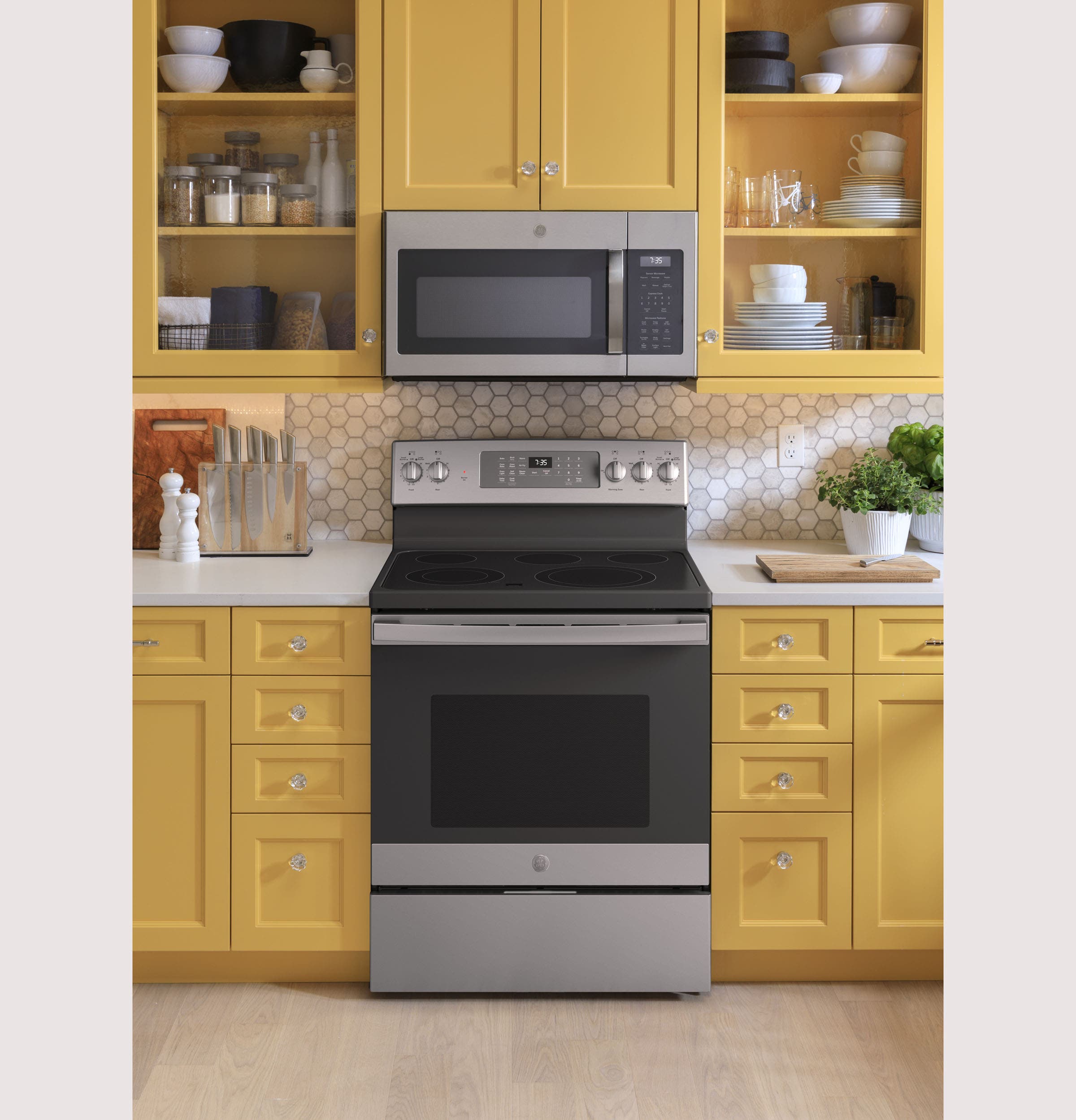 GE JB735SPSS Stainless Steel/Gray