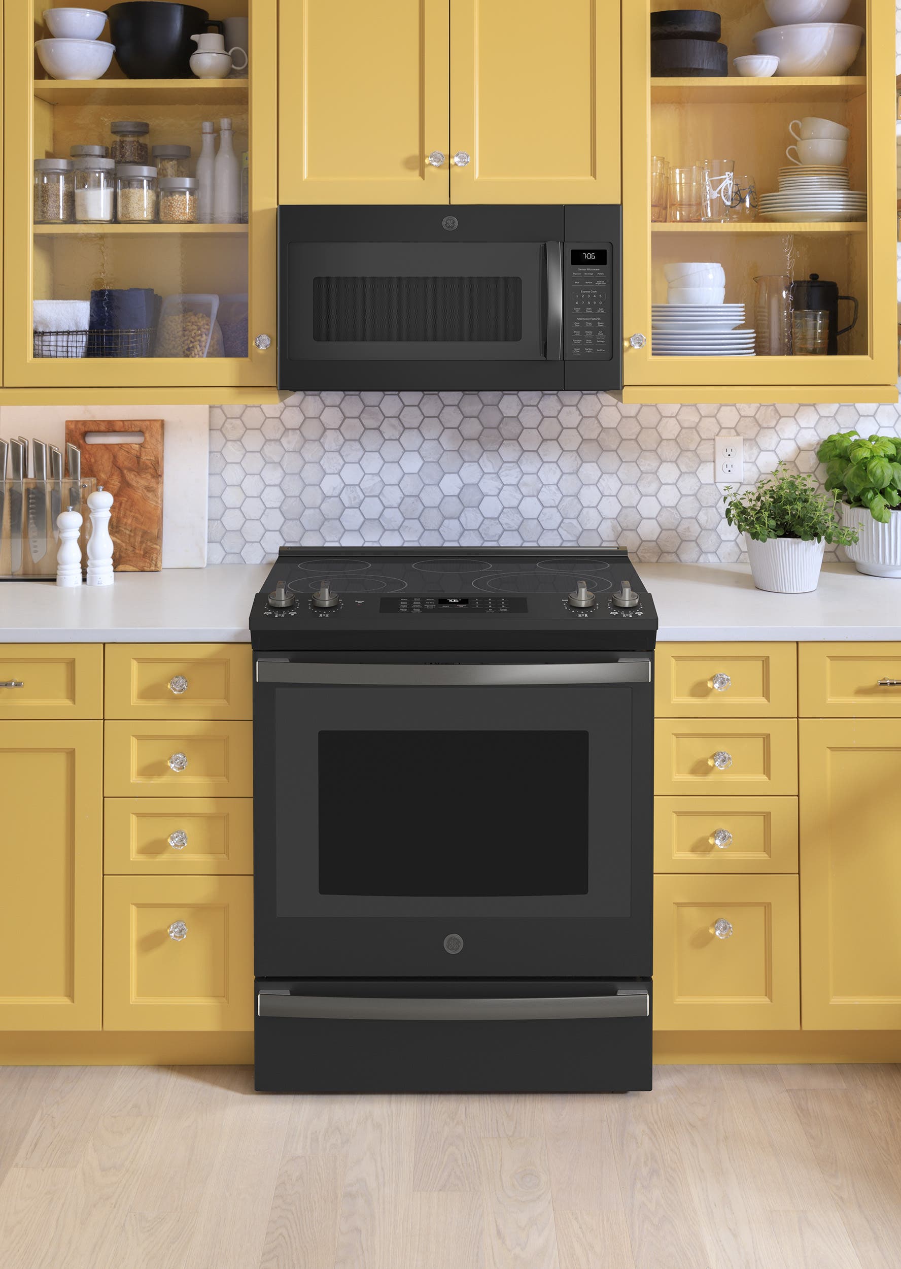 GE JS760FPDS Fingerprint Resistant, Black Slate