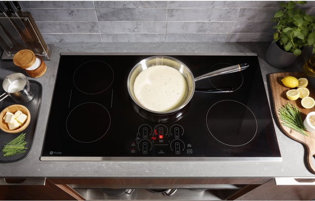 GE PHP7030DTBB 30 Inch Induction Smart Cooktop with 4 Induction E...