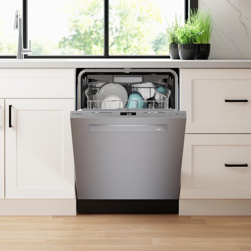 Bosch SHP78CP5N 24 Inch Built-in Dishwasher With Pocket Handle 3rd...