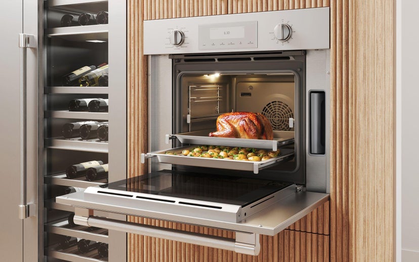 Thermador PODS301B 30" Professional Steam Convection Single Oven: Sta...