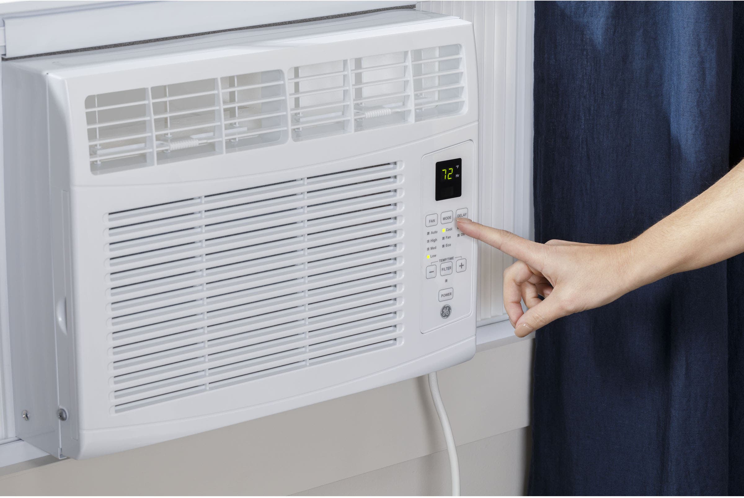 GE AHW05LZ 5,000 Btu, White