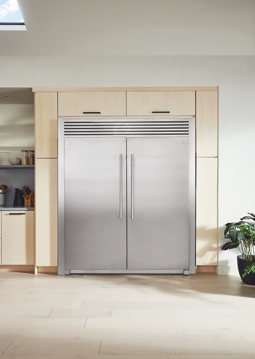 Electrolux TRMKTSS2LV84 Louvered Design