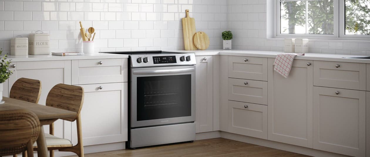 Frigidaire FCFE3083AS Stainless Steel