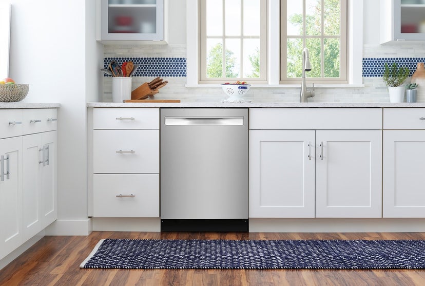 Frigidaire FDSP4501AS Built In Full Size Dishwasher: Stainless