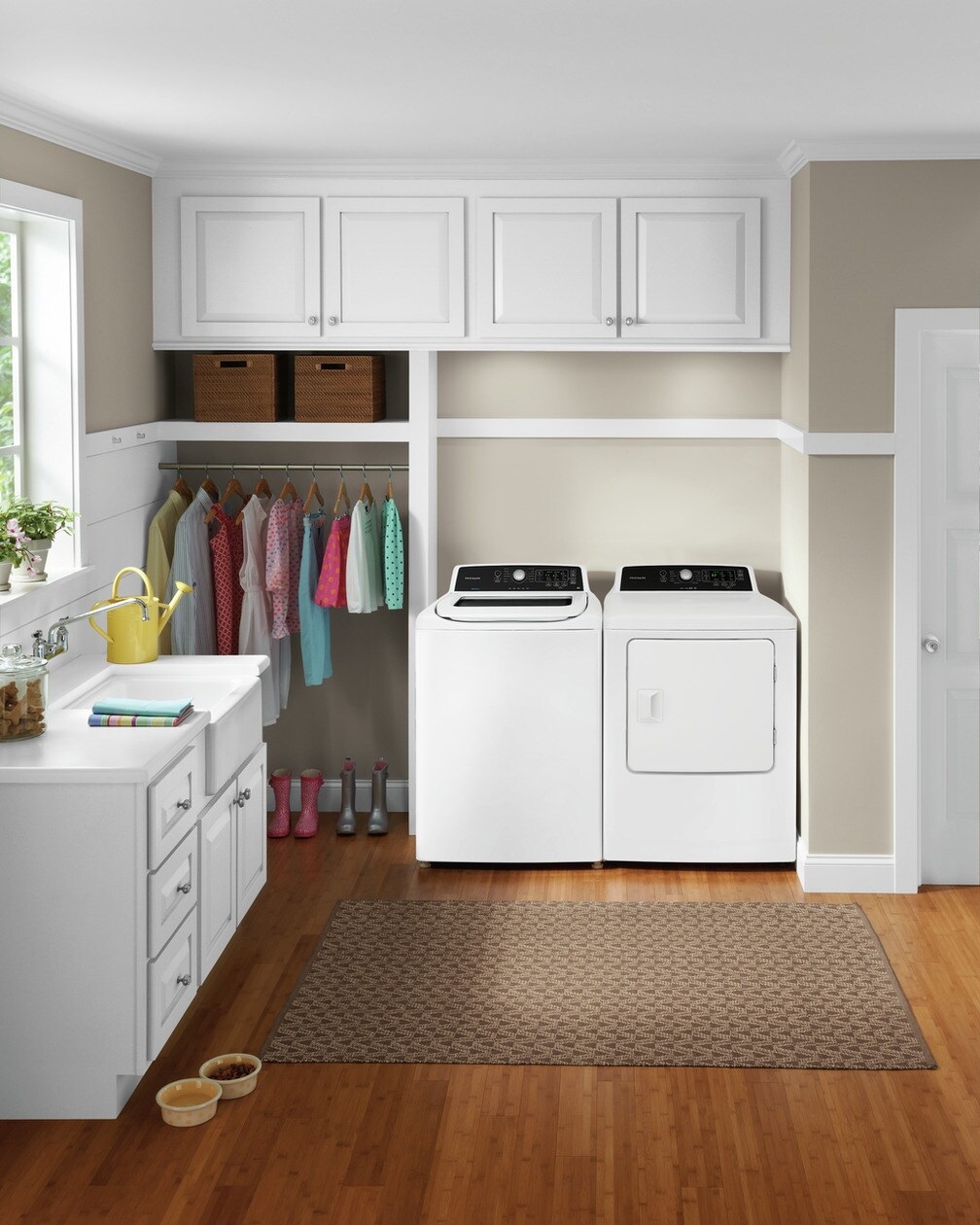 Frigidaire FFRG4120SW White