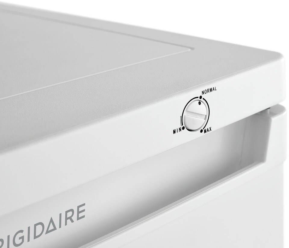 Frigidaire FFUM0623AW White
