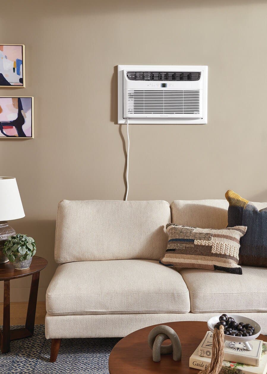 Frigidaire FHTC123WA2 White