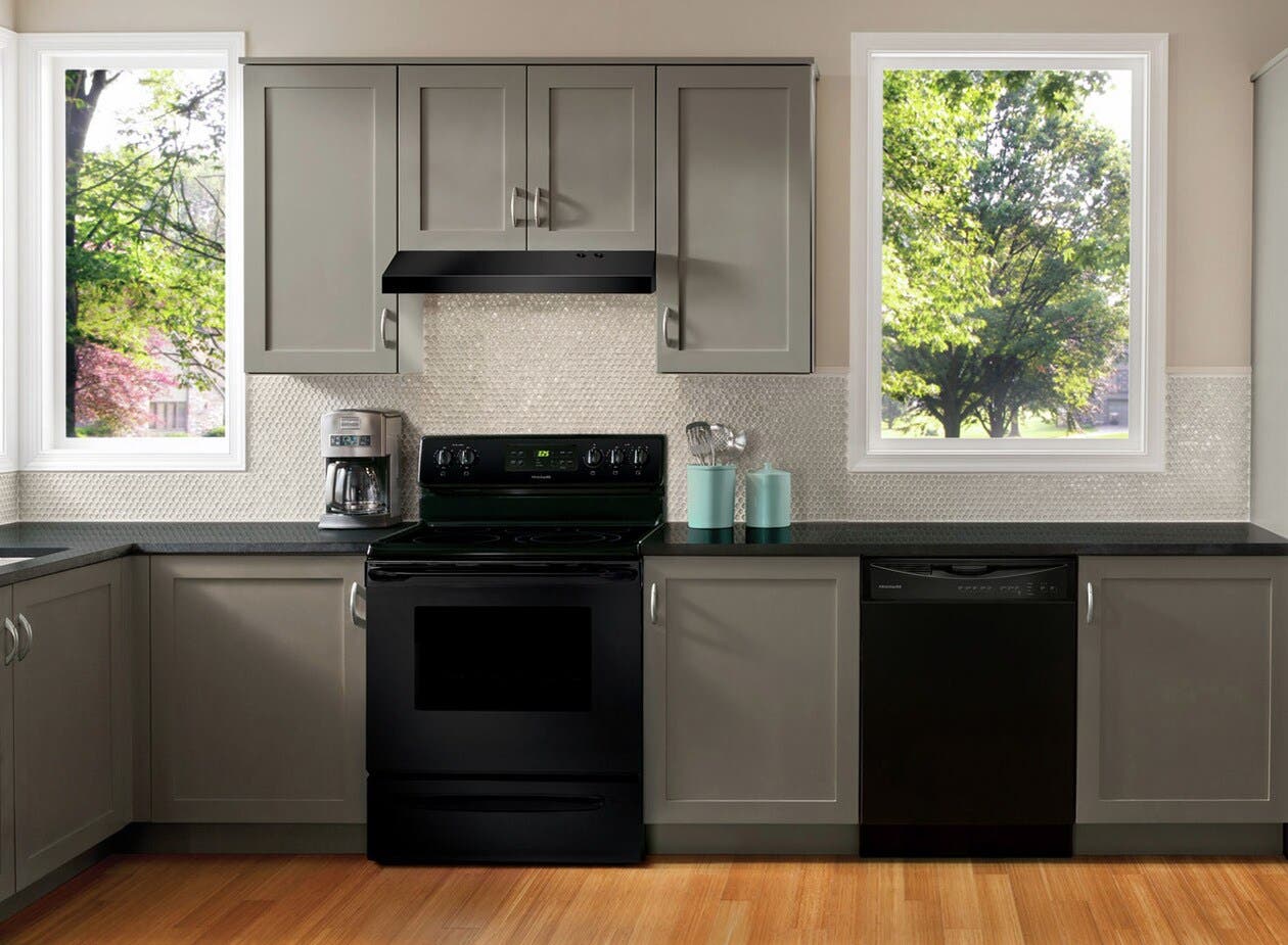 Frigidaire FHWC3025MB Black