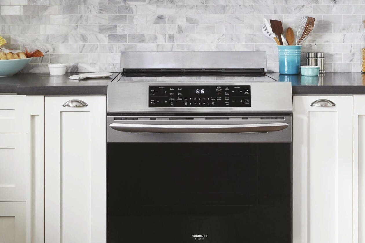 Frigidaire FRIGBKSPL Front Control Freestanding Range 4" Backsplash Tri...