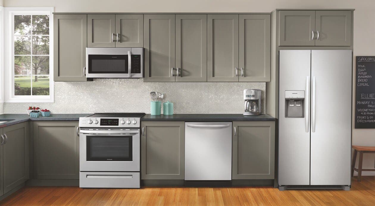 Frigidaire FRSC2333AS Stainless Steel