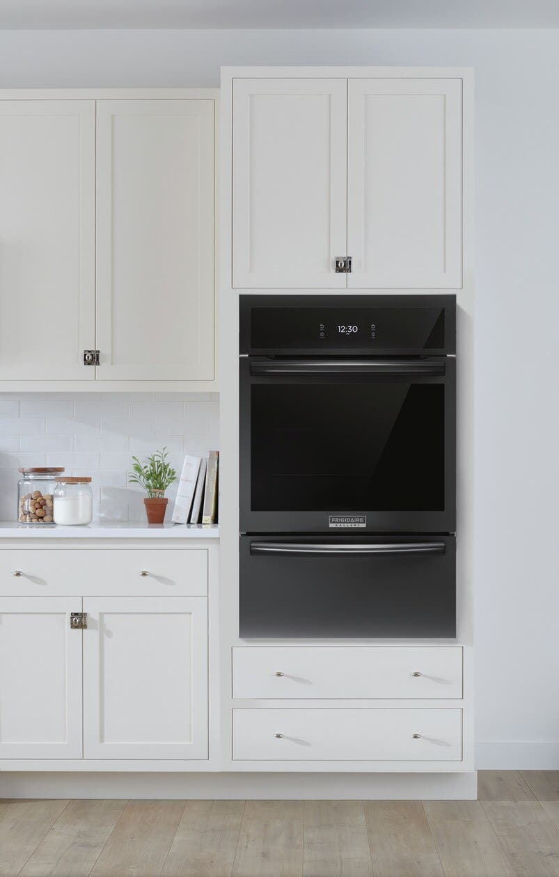 Frigidaire GCWG2438AB Black
