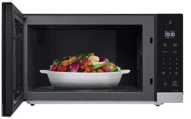 LG MSER2090S 24 Inch Countertop Microwave Oven with 2.0 cu. ft....